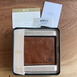 Fossil “Ryan” Wallet